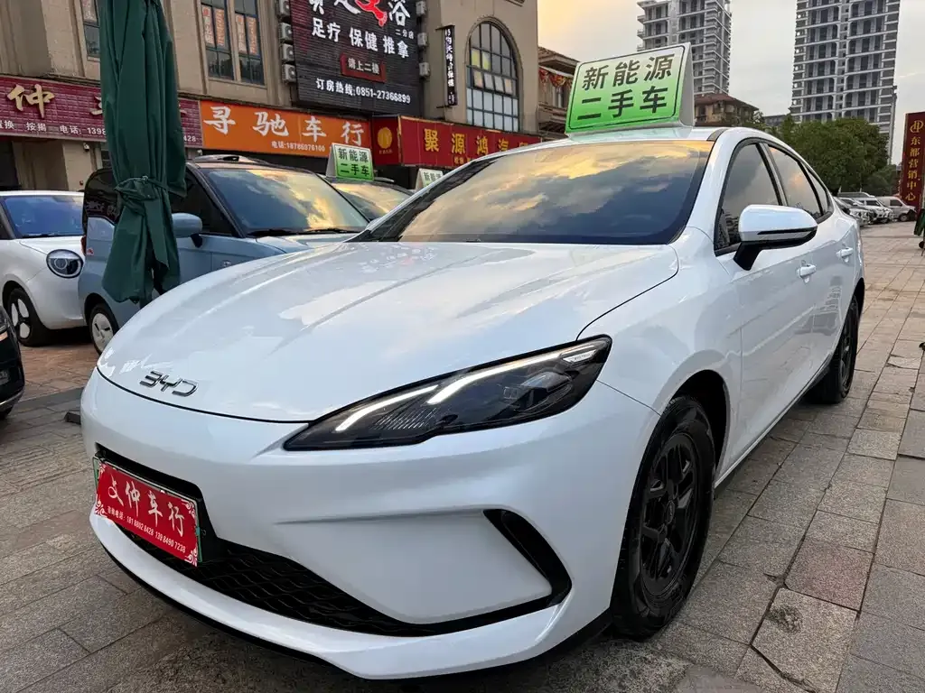 2025 BYD Seal 05 PHEV DM-i Smart Drive 55km Luxury