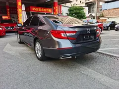 2021 Honda Accord 260TURBO Luxury Starry Sky Limited — фото 4