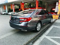 2021 Honda Accord 260TURBO Luxury Starry Sky Limited — фото 6