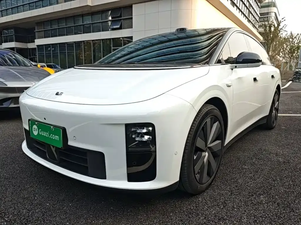 2025 Li Auto i6 4WD Standard