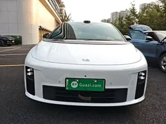 2025 Li Auto i6 4WD Standard, белый — фото 3