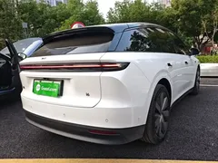 2025 Li Auto i6 4WD Standard, белый — фото 7