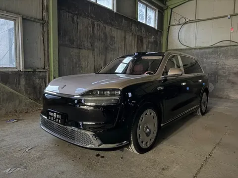 2026 Aito M9 EREV Ultimate Long Wheelbase 6-seat