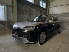 2026 Aito M9 EREV Ultimate Long Wheelbase 6-seat, чёрный — фото 1