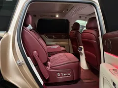 2026 Aito M9 EREV Ultimate Long Wheelbase 6-seat, чёрный — фото 12