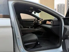 2025 BYD Qin L PHEV 80km Leading Smart Driving — фото 11