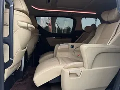 2021 Toyota Alphard Hybrid 2.5L Luxury, белый — фото 14