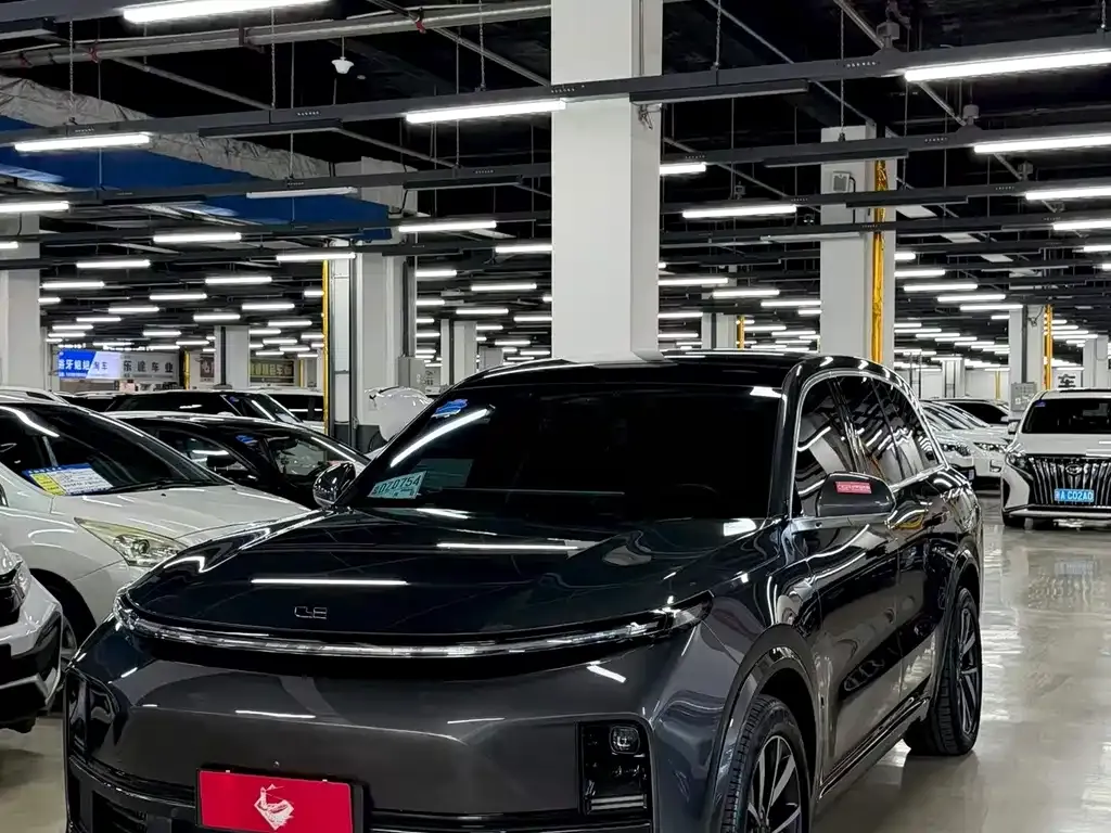 2023 Li Auto L8 Air