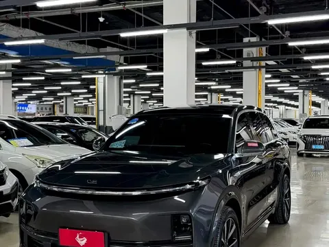 2023 Li Auto L8 Air