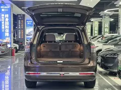 2026 Aito M9 EREV Ultra 6-seat — фото 4