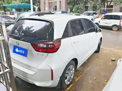2023 Honda Fit 1.5L CVT, белый — фото 3