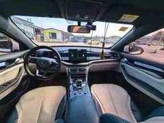 2021 BYD Qin PLUS DM-i PHEV 55km Flagship, белый — фото 7