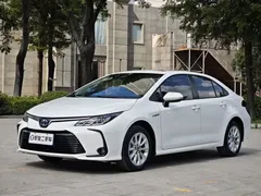 2021 Toyota Corolla Hybrid 1.8L E-CVT Elite, белый — фото 1