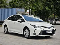 2021 Toyota Corolla Hybrid 1.8L E-CVT Elite, белый — фото 3
