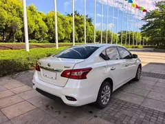 2021 Nissan Sylphy Classic 1.6L XL CVT Luxury, белый — фото 8