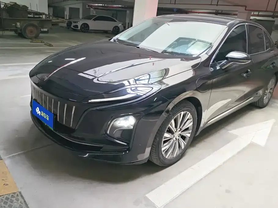 2024 Hongqi E-QM5 EV 500km Travel