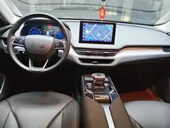 2024 Hongqi E-QM5 EV 500km Travel, чёрный — фото 12