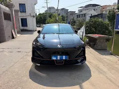 2023 Changan UNI-V 1.5T Sport, чёрный — фото 2