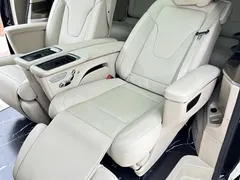 2022 Mercedes-Benz V-Class V 260 L Long Wheelbase Premium, чёрный — фото 25