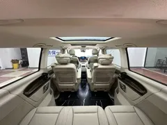 2022 Mercedes-Benz V-Class V 260 L Long Wheelbase Premium, чёрный — фото 40