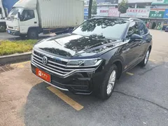 2020 Volkswagen Touareg 2.0TSI — фото 1