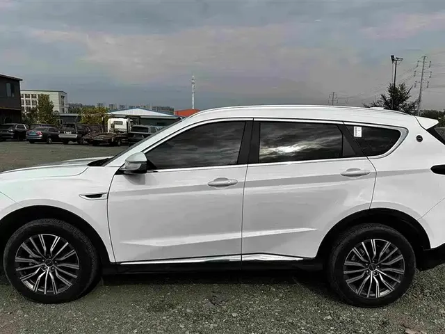 2023 Jetour X70 PLUS 1.5T DCT Ziqiang Pro 5-seat