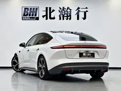 2022 Nio ET5 75kWh, белый — фото 6