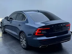2022 Volvo S60 B4 Luxury, синий — фото 6