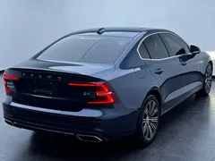 2022 Volvo S60 B4 Luxury, синий — фото 9