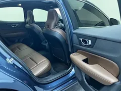 2022 Volvo S60 B4 Luxury, синий — фото 13
