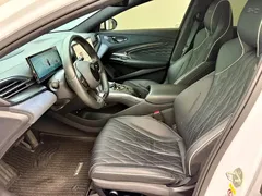 2023 BYD Seal Champion 700km Performance, белый — фото 14