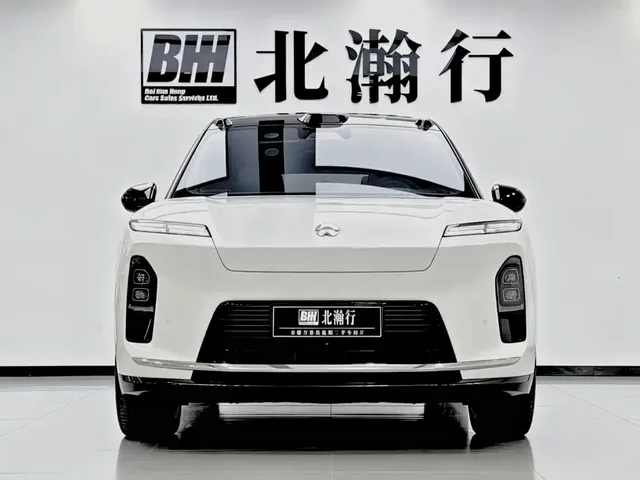2026 Nio ES8 6-seat Executive Luxury
