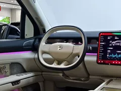 2026 Nio ES8 6-seat Executive Luxury, белый — фото 16