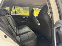 2023 Toyota RAV4 2.0L CVT 2WD Fashion Plus, белый — фото 6