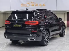 2022 BMW X5 40Li Premium M Sport Package, чёрный — фото 6