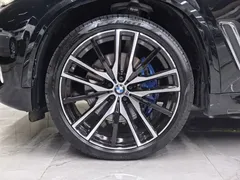 2022 BMW X5 40Li Premium M Sport Package, чёрный — фото 42