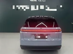 2025 Li Auto i8 Standard, синий — фото 4