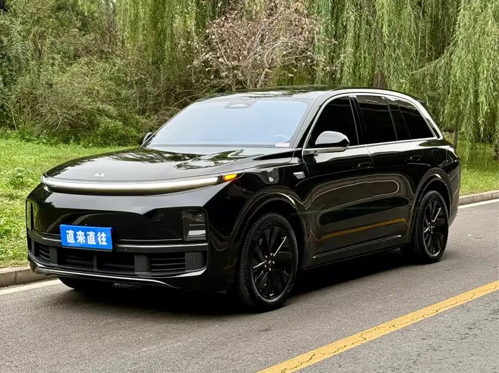 2023 Li Auto L8