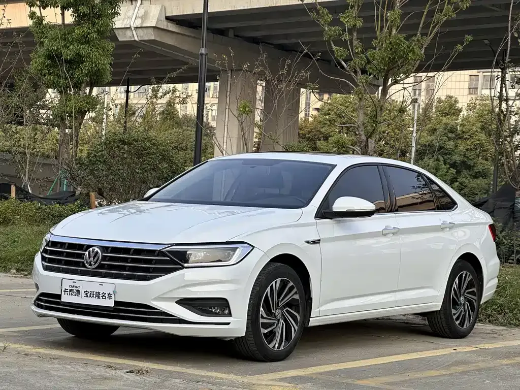 2021 Volkswagen Sagitar 280TSI DSG