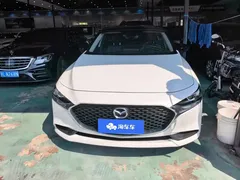 2022 Mazda 3 2.0L AT, белый — фото 2