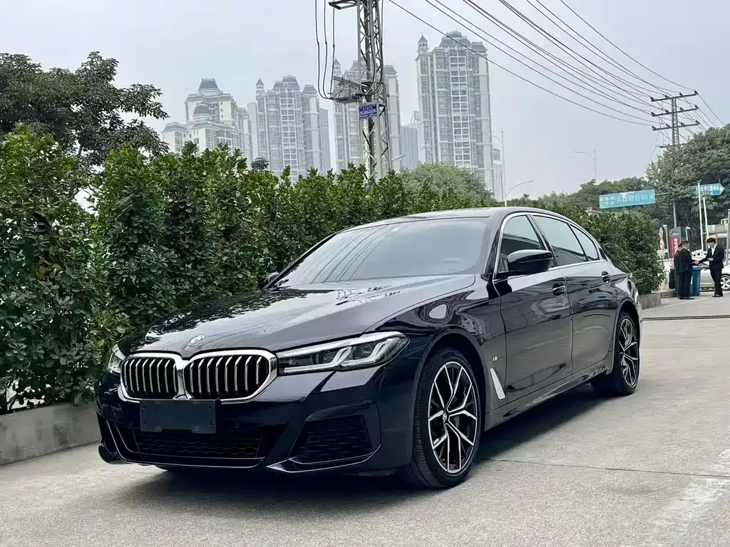2022 BMW 5 Series 530Li Premium M Sport Package
