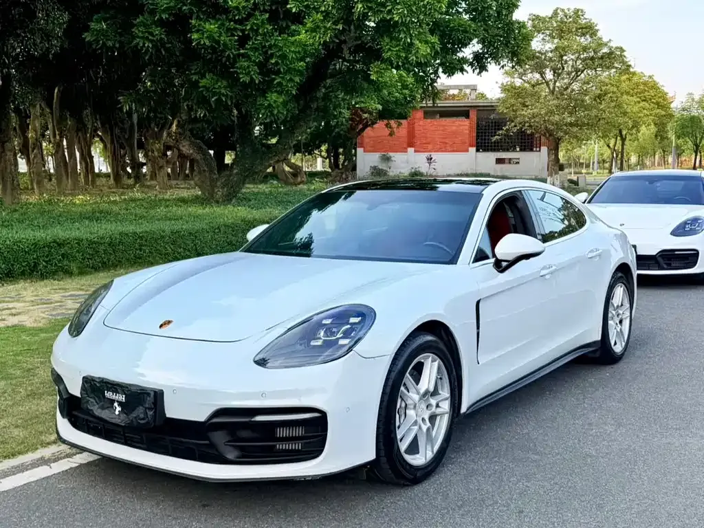 2022 Porsche Panamera 2.9T