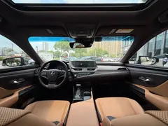 2020 Lexus ES 300h Premium — фото 8