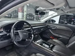 2021 Audi A8L 55 TFSI quattro Premium, чёрный — фото 10