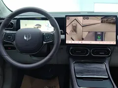 2024 Leapmotor C11 EREV 300 Premium — фото 12