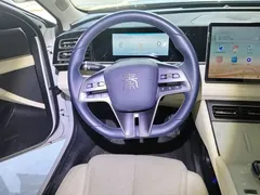 2024 BYD Qin L PHEV 80km Exceed, белый — фото 11
