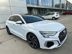 2024 Audi A3 Sportback 35 TFSI Fashion Sport, белый — фото 3