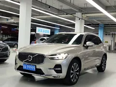 2023 Volvo XC60 4WD Luxury — фото 1