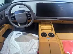 2025 Li Auto i8 Standard, белый — фото 9