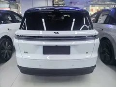 2025 Li Auto i8 Standard, белый — фото 10